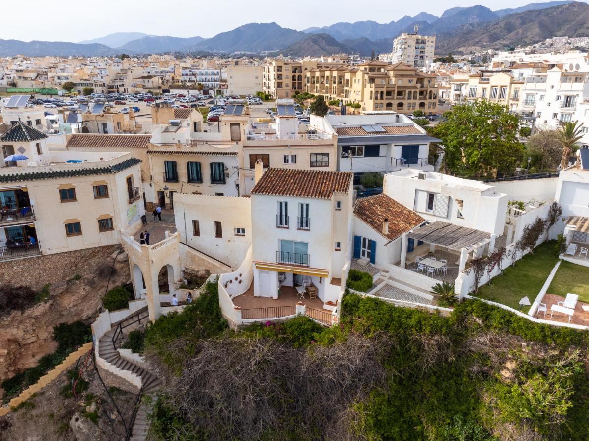 Вилла Casita Blanca Нерха Экстерьер фото